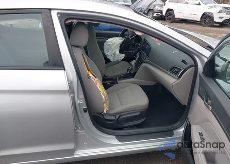 2018 Hyundai Elantra Sel z USA, uszkodzony, nr VIN 5NPD84LF7JH265343